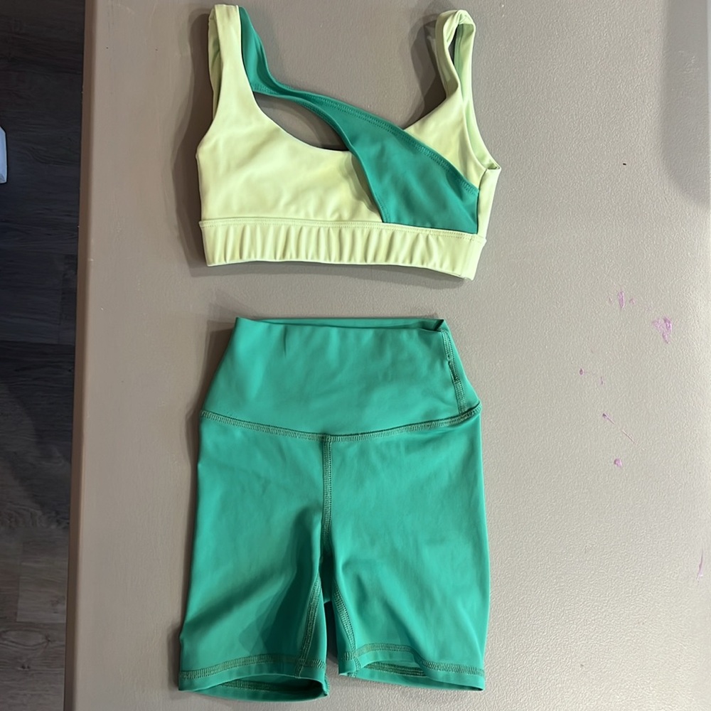 Five Dancewear Sports Bra and Short Set adult XXS